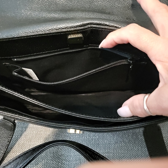 Emanuel Ungaro Paris Shoulder Bag, EUC - Picture 10 of 16